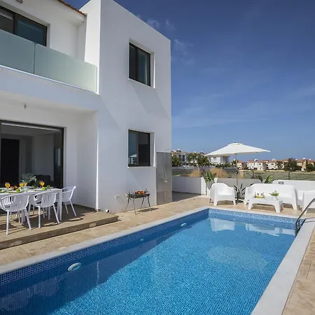 Levanda Paralimni